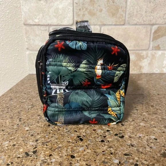 Lug Trolley Cosmetic Case - Picture 2 of 12